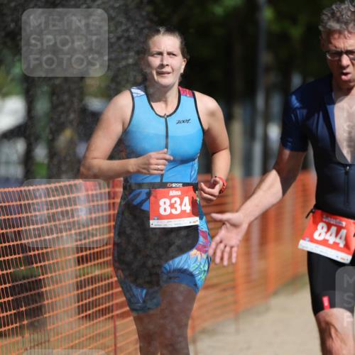 07.09.2025 - 19. Norderstedt Triathlon Michael Strokosch http://msf.ph/oto/8739906 07.09.2025 11:51:42 Laufen 834, 844, 1152, 1181, 1194 meine-sportfotos.de