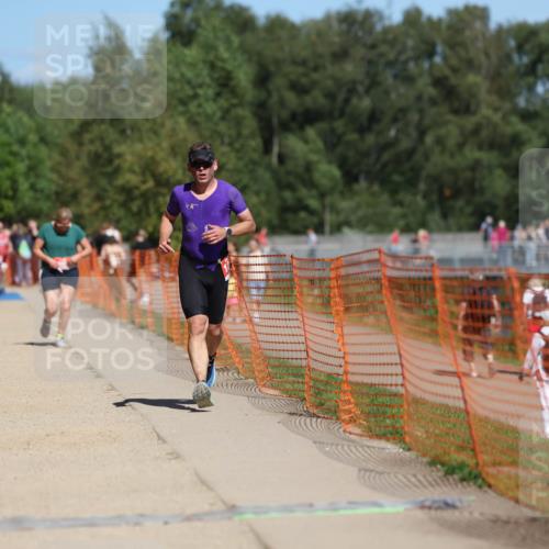 07.09.2025 - 19. Norderstedt Triathlon Michael Strokosch http://msf.ph/oto/8739921 07.09.2025 13:06:30 Laufen 305, 1283 meine-sportfotos.de