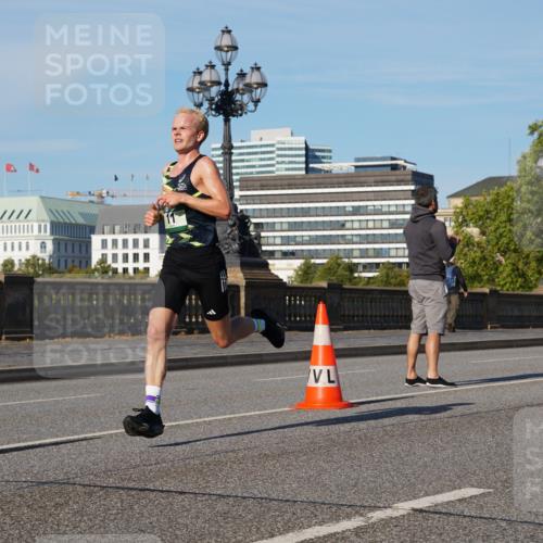 07.09.2025 - BARMER Alsterlauf Yannick Fuchs http://msf.ph/oto/8739925 07.09.2025 09:26:48 Laufen  meine-sportfotos.de