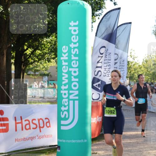 07.09.2025 - 19. Norderstedt Triathlon Luisa Fischer http://msf.ph/oto/8739926 07.09.2025 16:52:00 Ziel 431, 1084, 1092, 1513, 1567 meine-sportfotos.de