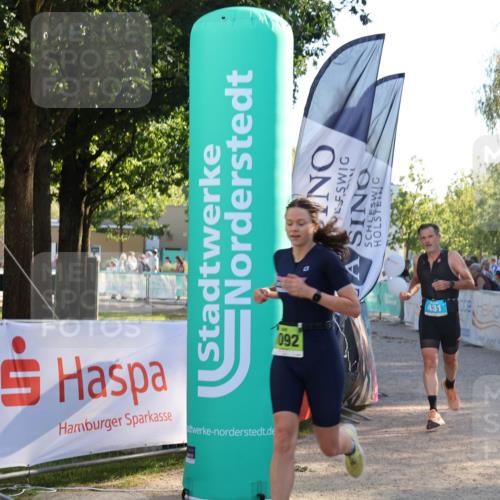 07.09.2025 - 19. Norderstedt Triathlon Luisa Fischer http://msf.ph/oto/8739931 07.09.2025 16:52:00 Ziel 431, 1084, 1092, 1513, 1567 meine-sportfotos.de