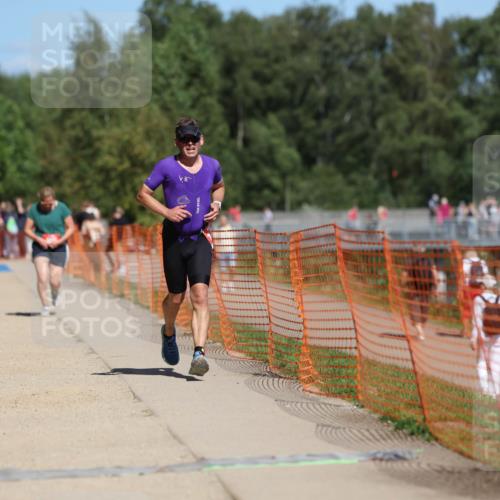 07.09.2025 - 19. Norderstedt Triathlon Michael Strokosch http://msf.ph/oto/8739936 07.09.2025 13:06:30 Laufen 305, 1283 meine-sportfotos.de
