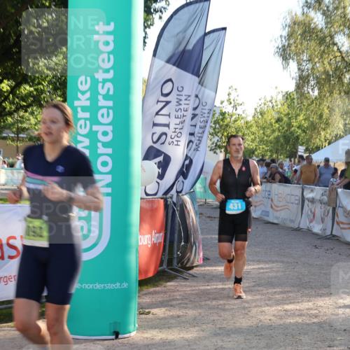 07.09.2025 - 19. Norderstedt Triathlon Luisa Fischer http://msf.ph/oto/8739940 07.09.2025 16:52:01 Ziel 431, 1084, 1092, 1513, 1567 meine-sportfotos.de