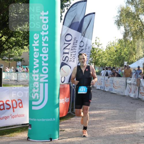 07.09.2025 - 19. Norderstedt Triathlon Luisa Fischer http://msf.ph/oto/8739956 07.09.2025 16:52:01 Ziel 431, 1084, 1092, 1513, 1567 meine-sportfotos.de