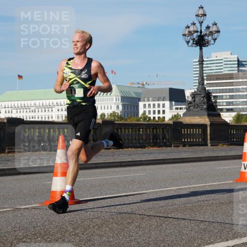07.09.2025 - BARMER Alsterlauf Yannick Fuchs http://msf.ph/oto/8739957 07.09.2025 09:26:49 Laufen  meine-sportfotos.de