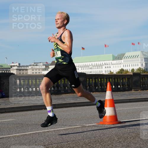 07.09.2025 - BARMER Alsterlauf Yannick Fuchs http://msf.ph/oto/8739973 07.09.2025 09:26:49 Laufen 155, 55, 55 meine-sportfotos.de
