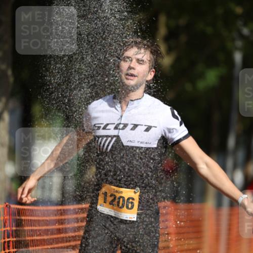 07.09.2025 - 19. Norderstedt Triathlon Michael Strokosch http://msf.ph/oto/8740004 07.09.2025 11:51:51 Laufen 862, 1170, 1206 meine-sportfotos.de