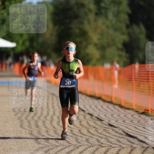 07.09.2025 - 19. Norderstedt Triathlon Michael Strokosch http://msf.ph/oto/8740031 07.09.2025 09:14:05 Laufen 30, 51 meine-sportfotos.de