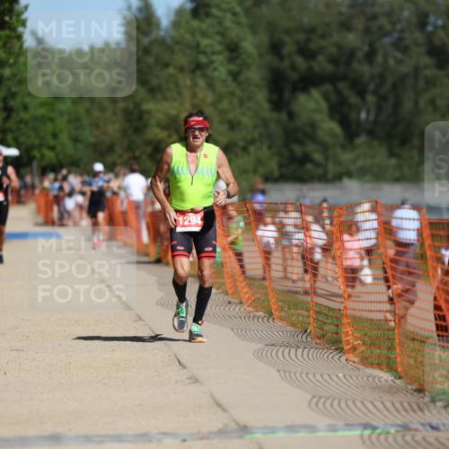 07.09.2025 - 19. Norderstedt Triathlon Michael Strokosch http://msf.ph/oto/8740050 07.09.2025 12:30:28 Laufen 303, 1294 meine-sportfotos.de