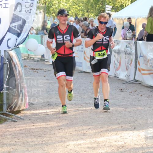 07.09.2025 - 19. Norderstedt Triathlon Luisa Fischer http://msf.ph/oto/8740052 07.09.2025 16:52:39 Ziel 445, 446 meine-sportfotos.de