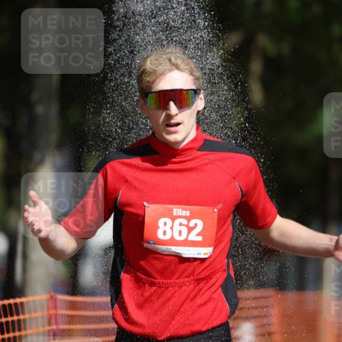 07.09.2025 - 19. Norderstedt Triathlon Michael Strokosch http://msf.ph/oto/8740086 07.09.2025 11:51:55 Laufen 862, 1170, 1206 meine-sportfotos.de