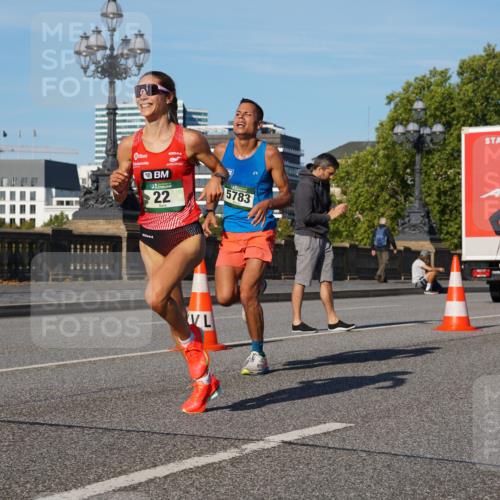 07.09.2025 - BARMER Alsterlauf Yannick Fuchs http://msf.ph/oto/8740096 07.09.2025 09:26:52 Laufen 22, 5783 meine-sportfotos.de
