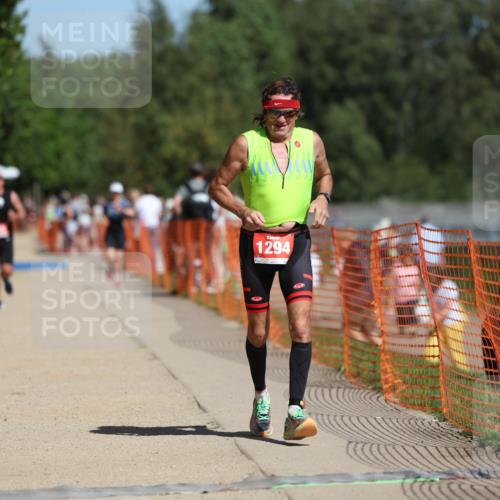 07.09.2025 - 19. Norderstedt Triathlon Michael Strokosch http://msf.ph/oto/8740107 07.09.2025 12:30:30 Laufen 303, 1294 meine-sportfotos.de