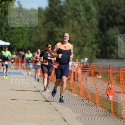 07.09.2025 - 19. Norderstedt Triathlon Michael Strokosch http://msf.ph/oto/8740125 07.09.2025 11:52:03 Laufen 833 meine-sportfotos.de