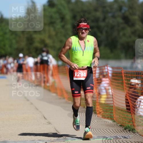 07.09.2025 - 19. Norderstedt Triathlon Michael Strokosch http://msf.ph/oto/8740135 07.09.2025 12:30:31 Laufen 303, 1294 meine-sportfotos.de
