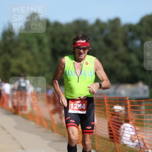 07.09.2025 - 19. Norderstedt Triathlon Michael Strokosch http://msf.ph/oto/8740167 07.09.2025 12:30:32 Laufen 303, 1294 meine-sportfotos.de