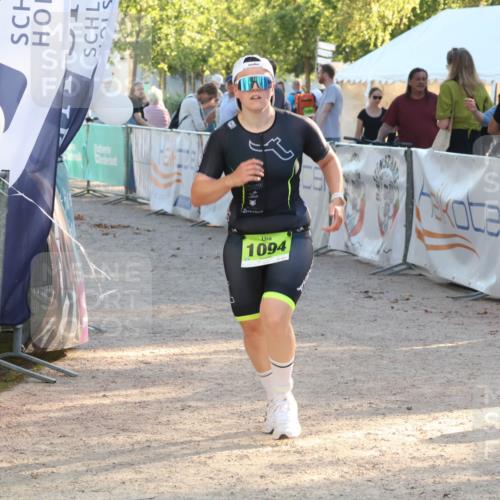 07.09.2025 - 19. Norderstedt Triathlon Luisa Fischer http://msf.ph/oto/8740170 07.09.2025 16:52:49 Ziel 446, 1094 meine-sportfotos.de