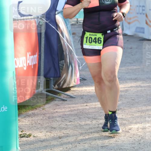 07.09.2025 - 19. Norderstedt Triathlon Luisa Fischer http://msf.ph/oto/8740201 07.09.2025 16:52:56 Ziel 1046, 1094 meine-sportfotos.de