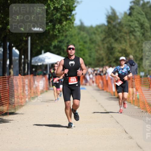 07.09.2025 - 19. Norderstedt Triathlon Michael Strokosch http://msf.ph/oto/8740250 07.09.2025 12:30:37 Laufen 303, 703, 1343 meine-sportfotos.de
