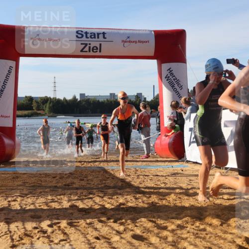 07.09.2025 - 19. Norderstedt Triathlon Luisa Fischer http://msf.ph/oto/8740304 07.09.2025 09:30:33 Schwimmen 566, 569, 576, 577, 580, 584, 589, 592, 598, 599, 614, 615, 622, 623 meine-sportfotos.de