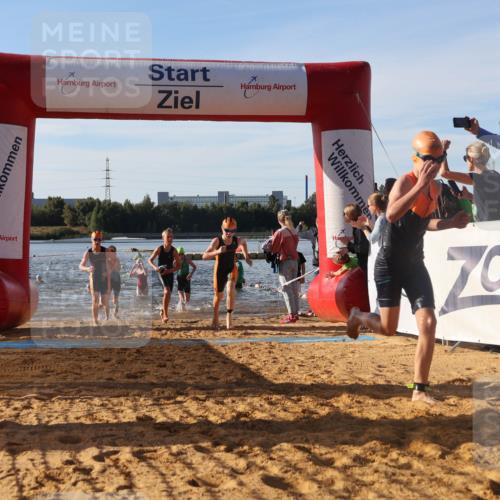 07.09.2025 - 19. Norderstedt Triathlon Luisa Fischer http://msf.ph/oto/8740321 07.09.2025 09:30:34 Schwimmen 566, 569, 576, 577, 580, 584, 589, 592, 598, 599, 614, 615, 622, 623 meine-sportfotos.de