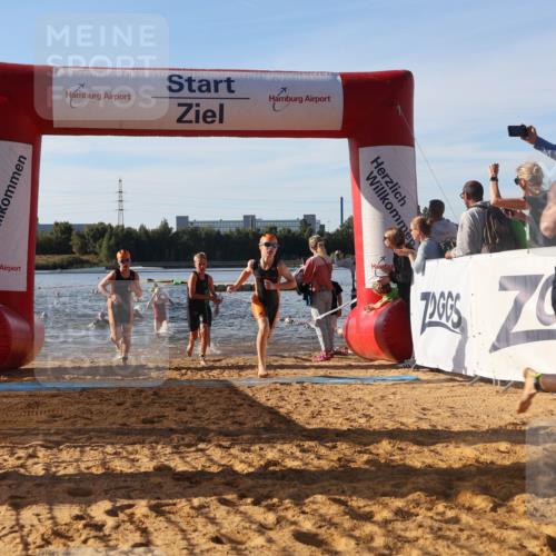 07.09.2025 - 19. Norderstedt Triathlon Luisa Fischer http://msf.ph/oto/8740325 07.09.2025 09:30:35 Schwimmen 566, 569, 576, 577, 580, 584, 589, 592, 598, 599, 614, 615, 620, 622, 623 meine-sportfotos.de