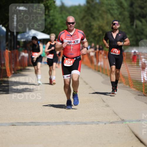 07.09.2025 - 19. Norderstedt Triathlon Michael Strokosch http://msf.ph/oto/8740343 07.09.2025 13:06:50 Laufen 175, 712, 851, 1374 meine-sportfotos.de