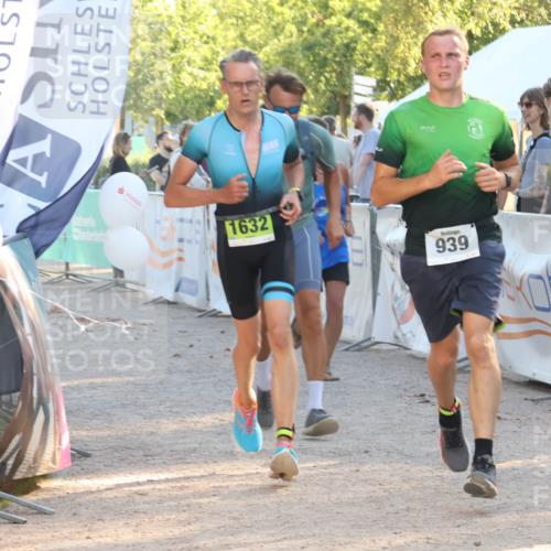 07.09.2025 - 19. Norderstedt Triathlon Luisa Fischer http://msf.ph/oto/8740353 07.09.2025 16:53:10 Ziel 939, 1632 meine-sportfotos.de