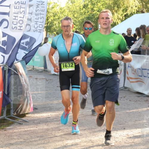 07.09.2025 - 19. Norderstedt Triathlon Luisa Fischer http://msf.ph/oto/8740368 07.09.2025 16:53:11 Ziel 939, 1632 meine-sportfotos.de