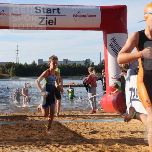 07.09.2025 - 19. Norderstedt Triathlon Luisa Fischer http://msf.ph/oto/8740376 07.09.2025 09:30:37 Schwimmen 569, 576, 577, 580, 584, 589, 592, 598, 599, 620, 622, 623 meine-sportfotos.de