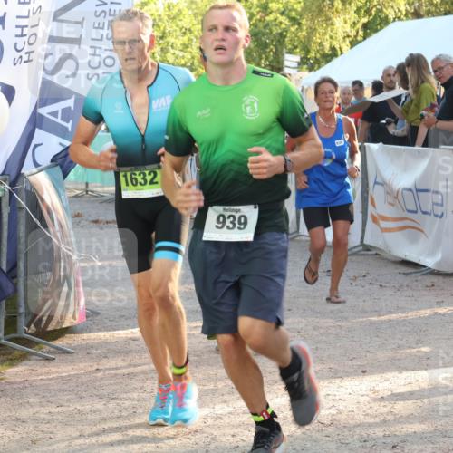 07.09.2025 - 19. Norderstedt Triathlon Luisa Fischer http://msf.ph/oto/8740378 07.09.2025 16:53:11 Ziel 939, 1632 meine-sportfotos.de