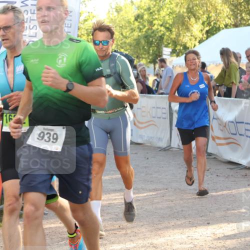 07.09.2025 - 19. Norderstedt Triathlon Luisa Fischer http://msf.ph/oto/8740388 07.09.2025 16:53:11 Ziel 939, 1632 meine-sportfotos.de