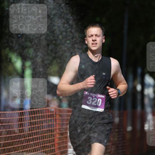 07.09.2025 - 19. Norderstedt Triathlon Michael Strokosch http://msf.ph/oto/8740392 07.09.2025 13:49:05 Laufen 320 meine-sportfotos.de