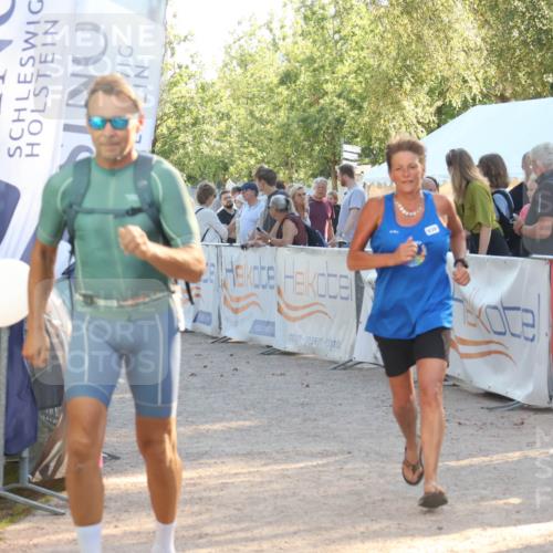 07.09.2025 - 19. Norderstedt Triathlon Luisa Fischer http://msf.ph/oto/8740396 07.09.2025 16:53:12 Ziel 939, 1632 meine-sportfotos.de