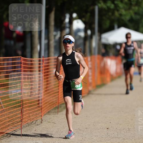 07.09.2025 - 19. Norderstedt Triathlon Michael Strokosch http://msf.ph/oto/8740403 07.09.2025 10:55:55 Laufen 89, 668, 1150 meine-sportfotos.de