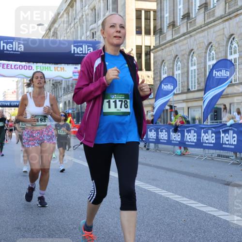 07.09.2025 - BARMER Alsterlauf Strokosch-Dieckow http://msf.ph/oto/8740423 07.09.2025 11:42:30 Ziel 1067, 1068, 1102, 1124, 1257, 1260, 8241, 8320 meine-sportfotos.de