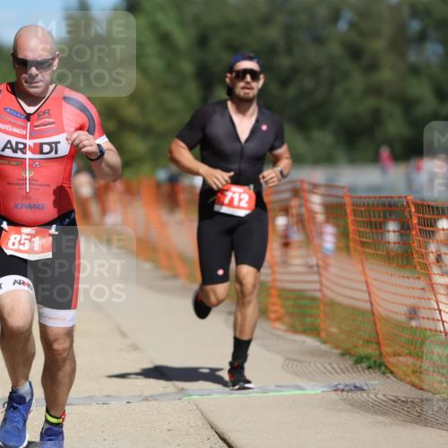 07.09.2025 - 19. Norderstedt Triathlon Michael Strokosch http://msf.ph/oto/8740431 07.09.2025 13:06:52 Laufen 175, 712, 851, 1374 meine-sportfotos.de