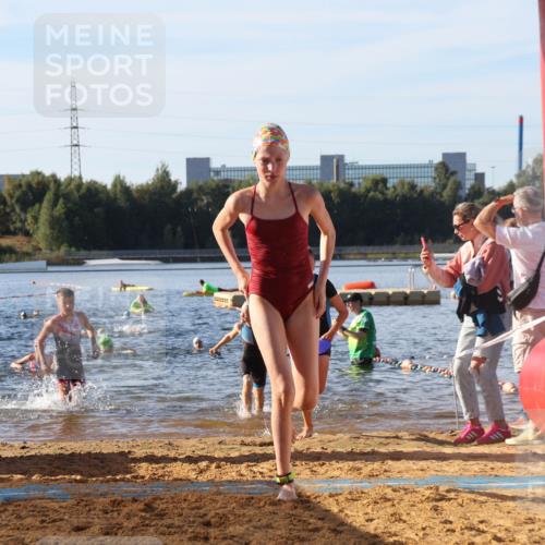 07.09.2025 - 19. Norderstedt Triathlon Luisa Fischer http://msf.ph/oto/8740436 07.09.2025 09:30:42 Schwimmen 575, 576, 577, 578, 580, 584, 589, 592, 596, 598, 599, 620, 622, 624 meine-sportfotos.de