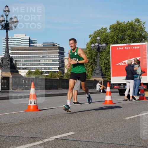 07.09.2025 - BARMER Alsterlauf Yannick Fuchs http://msf.ph/oto/8740442 07.09.2025 09:27:15 Laufen 47 meine-sportfotos.de