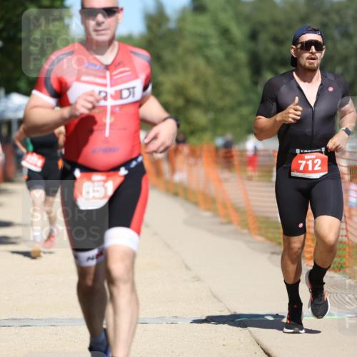 07.09.2025 - 19. Norderstedt Triathlon Michael Strokosch http://msf.ph/oto/8740455 07.09.2025 13:06:53 Laufen 175, 712, 851, 1374 meine-sportfotos.de
