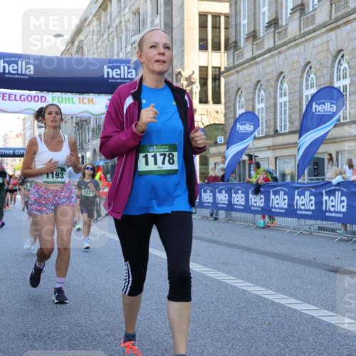 07.09.2025 - BARMER Alsterlauf Strokosch-Dieckow http://msf.ph/oto/8740467 07.09.2025 11:42:30 Ziel 1067, 1068, 1102, 1124, 1257, 1260, 8241, 8320 meine-sportfotos.de