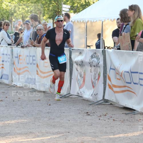 07.09.2025 - 19. Norderstedt Triathlon Luisa Fischer http://msf.ph/oto/8740477 07.09.2025 16:53:25 Ziel  meine-sportfotos.de