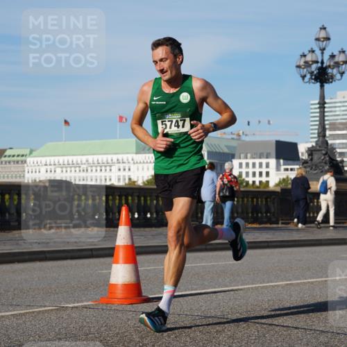 07.09.2025 - BARMER Alsterlauf Yannick Fuchs http://msf.ph/oto/8740484 07.09.2025 09:27:16 Laufen 5747 meine-sportfotos.de
