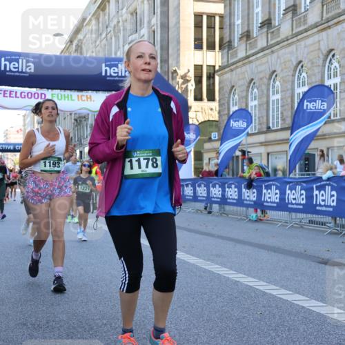 07.09.2025 - BARMER Alsterlauf Strokosch-Dieckow http://msf.ph/oto/8740506 07.09.2025 11:42:30 Ziel 1067, 1068, 1102, 1124, 1257, 1260, 8241, 8320 meine-sportfotos.de