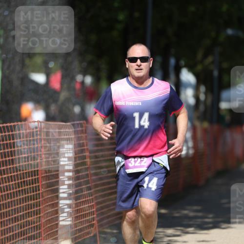 07.09.2025 - 19. Norderstedt Triathlon Michael Strokosch http://msf.ph/oto/8740511 07.09.2025 13:49:14 Laufen 322 meine-sportfotos.de