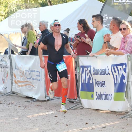 07.09.2025 - 19. Norderstedt Triathlon Luisa Fischer http://msf.ph/oto/8740531 07.09.2025 16:53:27 Ziel 927 meine-sportfotos.de