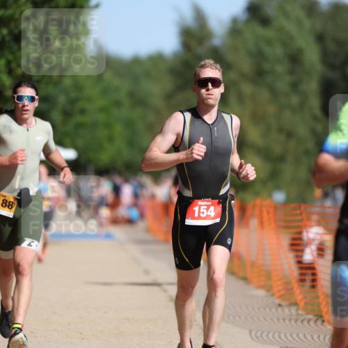 07.09.2025 - 19. Norderstedt Triathlon Michael Strokosch http://msf.ph/oto/8740538 07.09.2025 11:52:25 Laufen 154, 771, 1188, 1377 meine-sportfotos.de