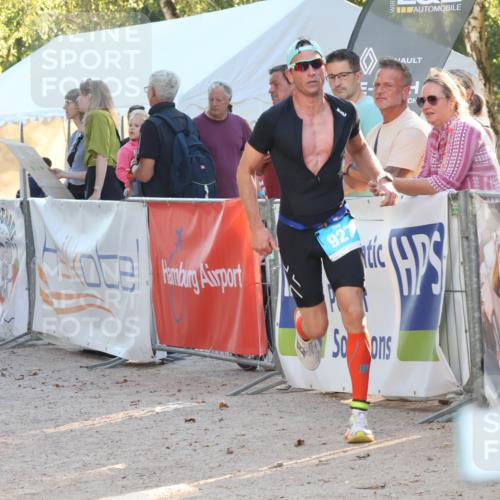 07.09.2025 - 19. Norderstedt Triathlon Luisa Fischer http://msf.ph/oto/8740542 07.09.2025 16:53:28 Ziel 927 meine-sportfotos.de
