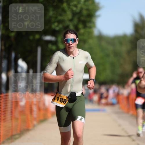 07.09.2025 - 19. Norderstedt Triathlon Michael Strokosch http://msf.ph/oto/8740564 07.09.2025 11:52:27 Laufen 154, 771, 1188, 1377 meine-sportfotos.de