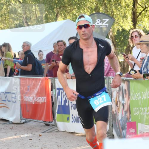 07.09.2025 - 19. Norderstedt Triathlon Luisa Fischer http://msf.ph/oto/8740567 07.09.2025 16:53:29 Ziel 927 meine-sportfotos.de